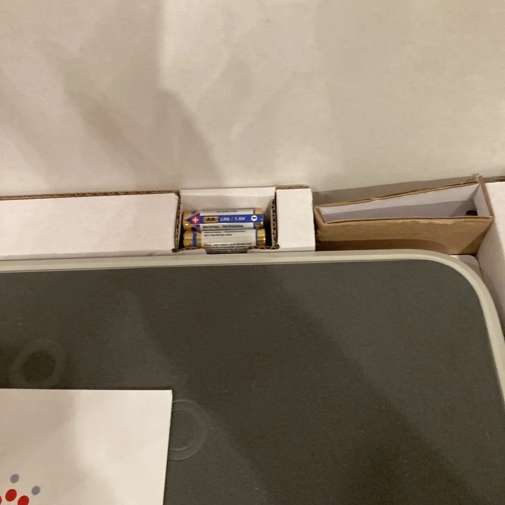 Petivity Smart Litterbox Monitor Health Tracking Alert System for Cats Open Box